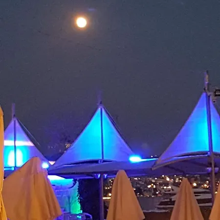 Yelken Bay فندق يالِكافاك