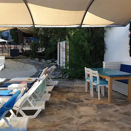 酒店 耶尔肯湾海滩酒店