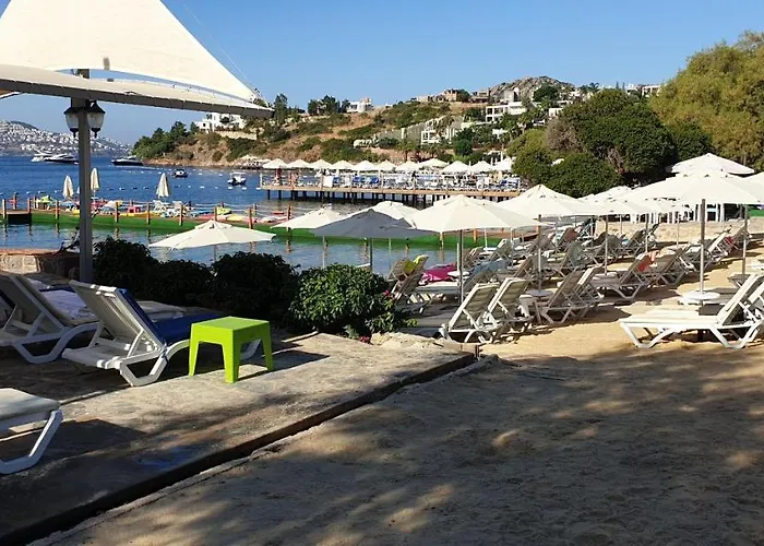 فندق Yelken Bay يالِكافاك