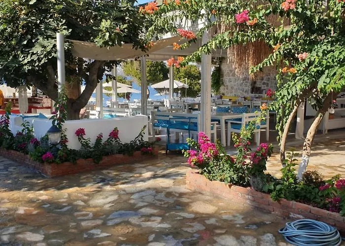 فندق Yelken Bay يالِكافاك