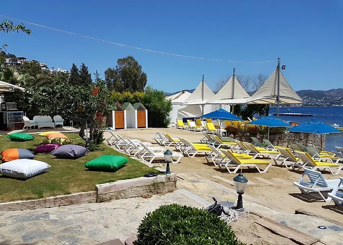 فندق Yelken Bay