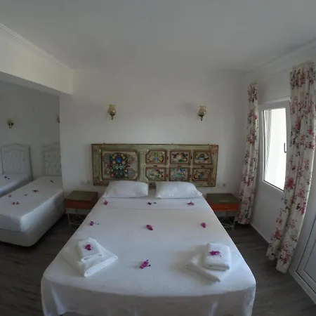 Yelken Bay Hotel